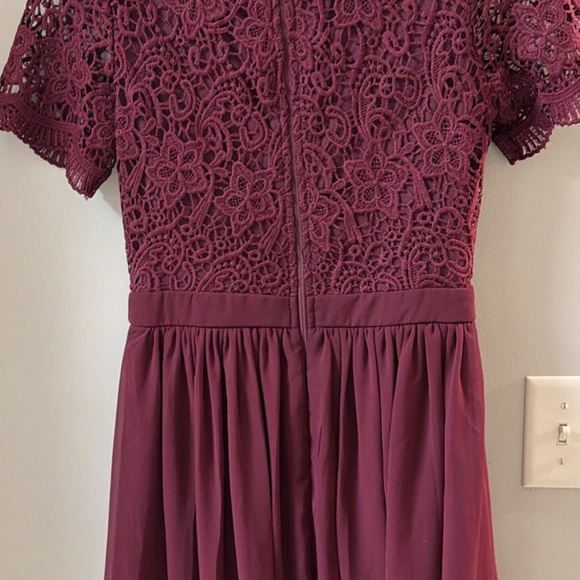 Lulus size small wine colored chiffon and lace dress - Picture 4 of 5